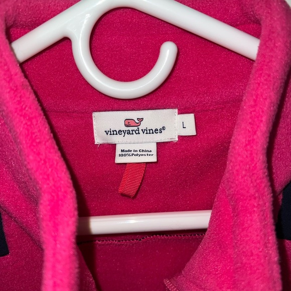 Women’s Vineyard Vines Vest size Large - Picture 4 of 5